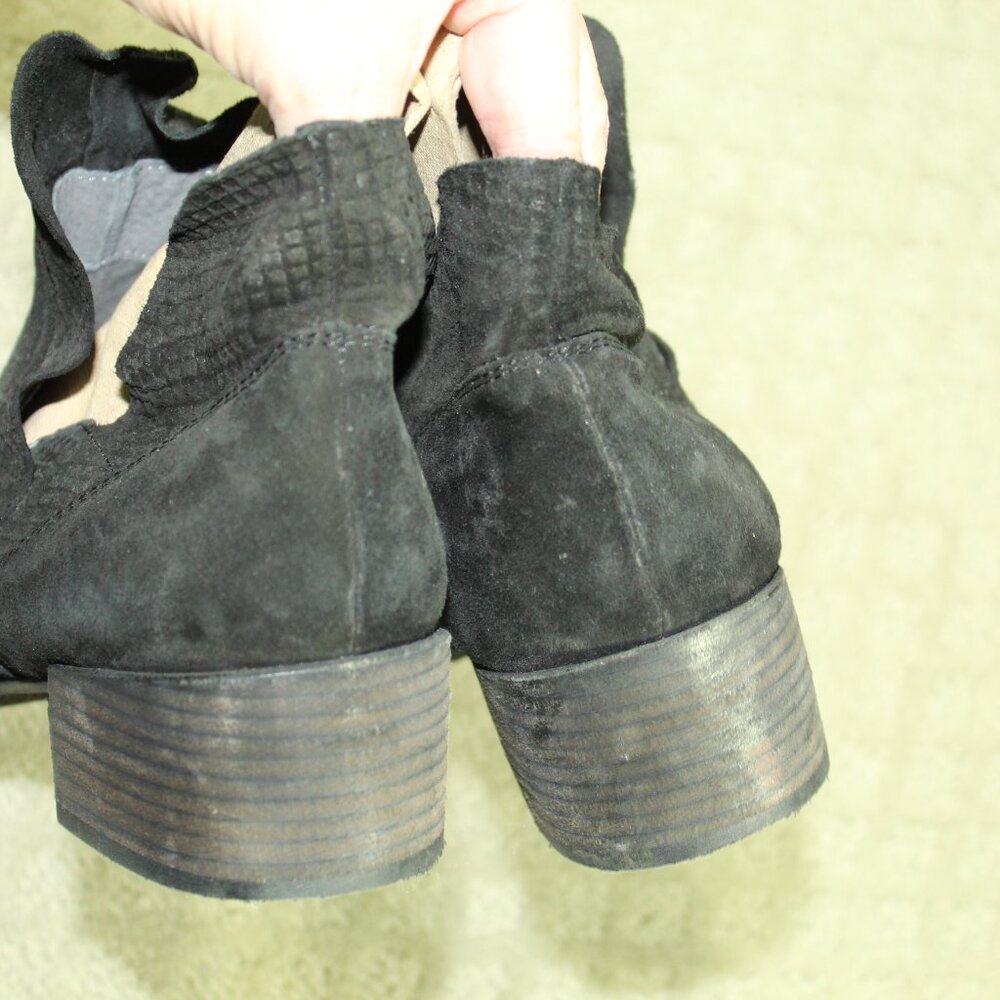 Seychelles Black Ankle Boots Ladies Sz 9 Textured Suede Zip Block Heel - Picture 5 of 6